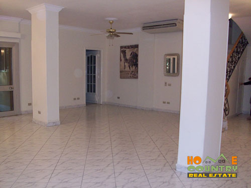 Home Country Real Estate :